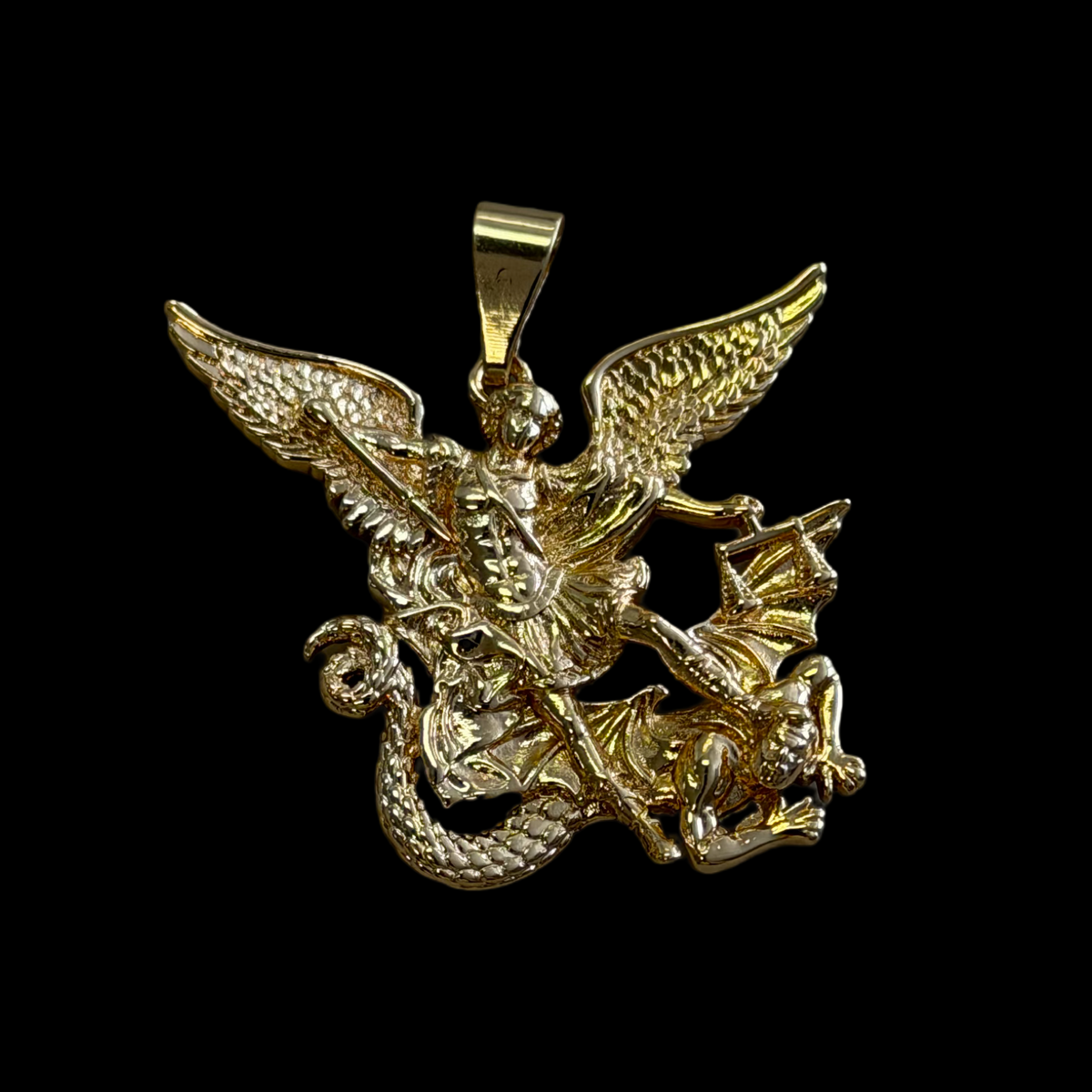 B-82 Arcángel Pendant