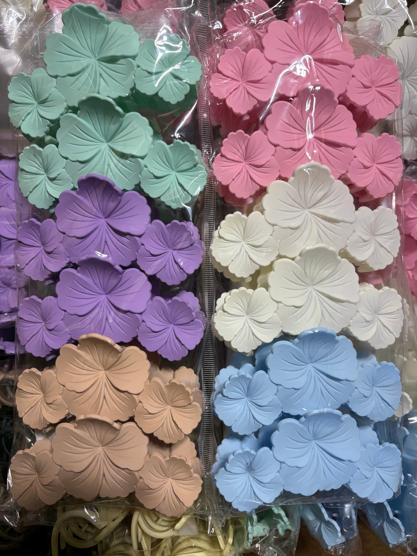 Flower hair clips