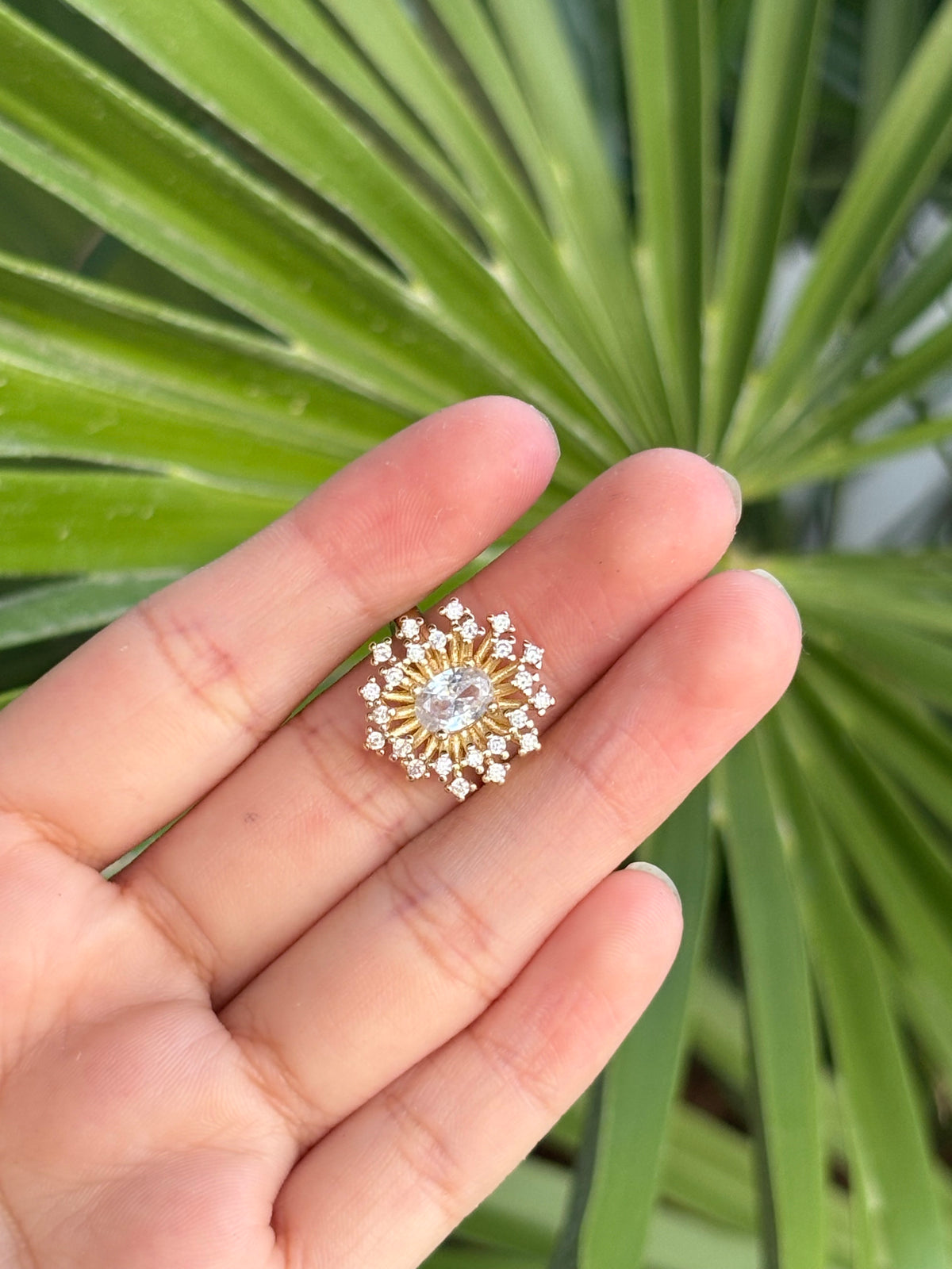 White flower ring ajustable