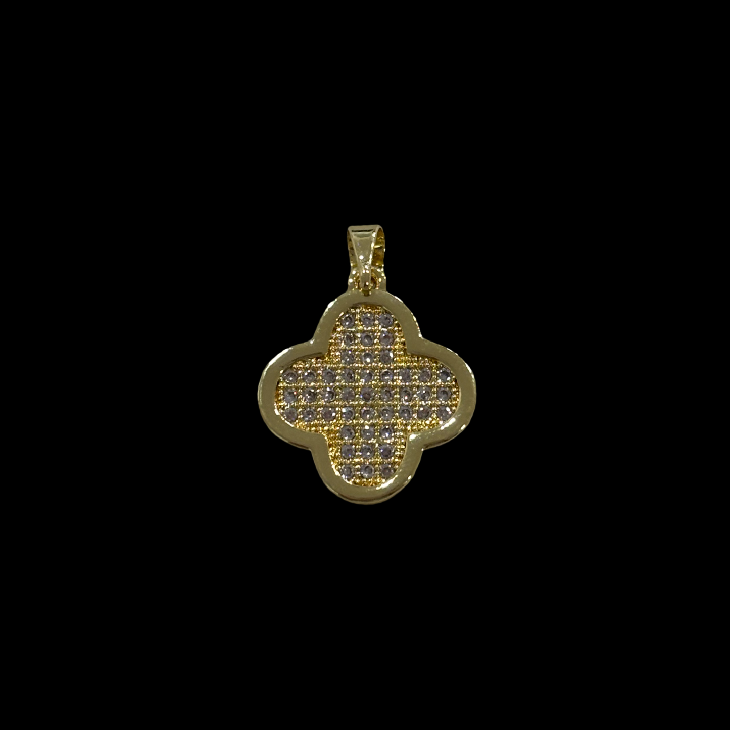 Trebol gold pendant