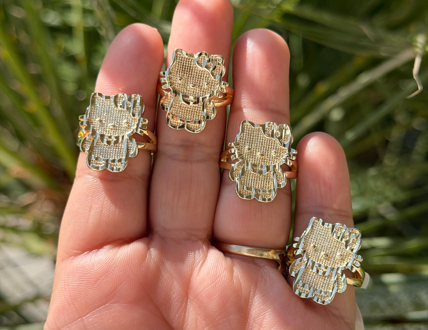 New Hk Ring