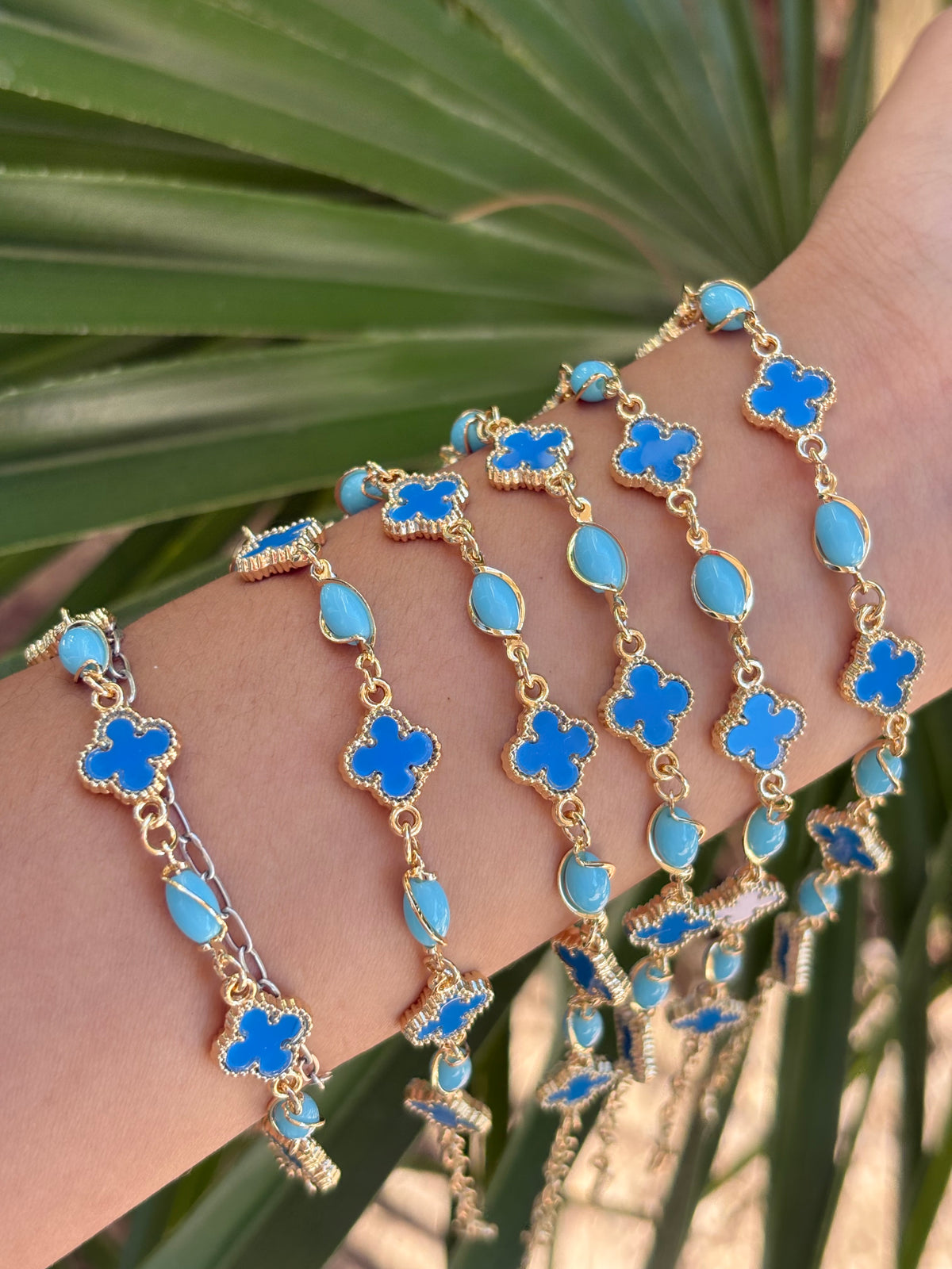 Trébol blue bracelet 6pcs