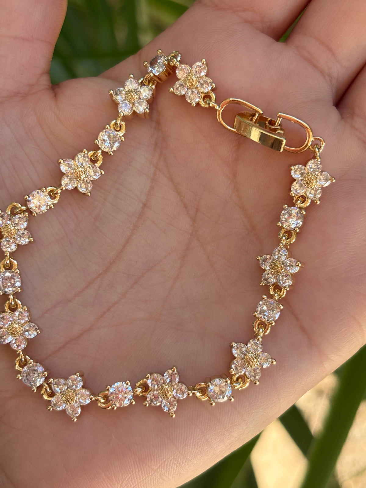 Bracelet flower 1pc