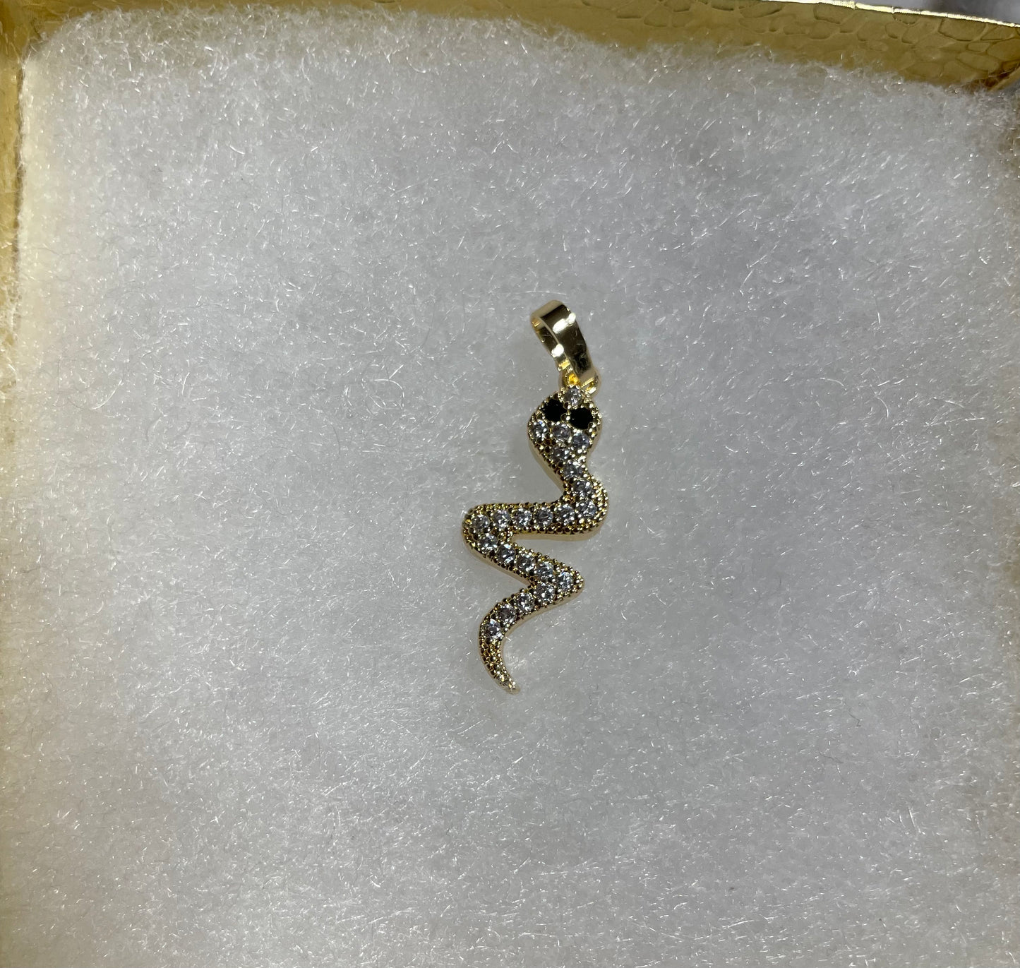 Serpiente white Pendant