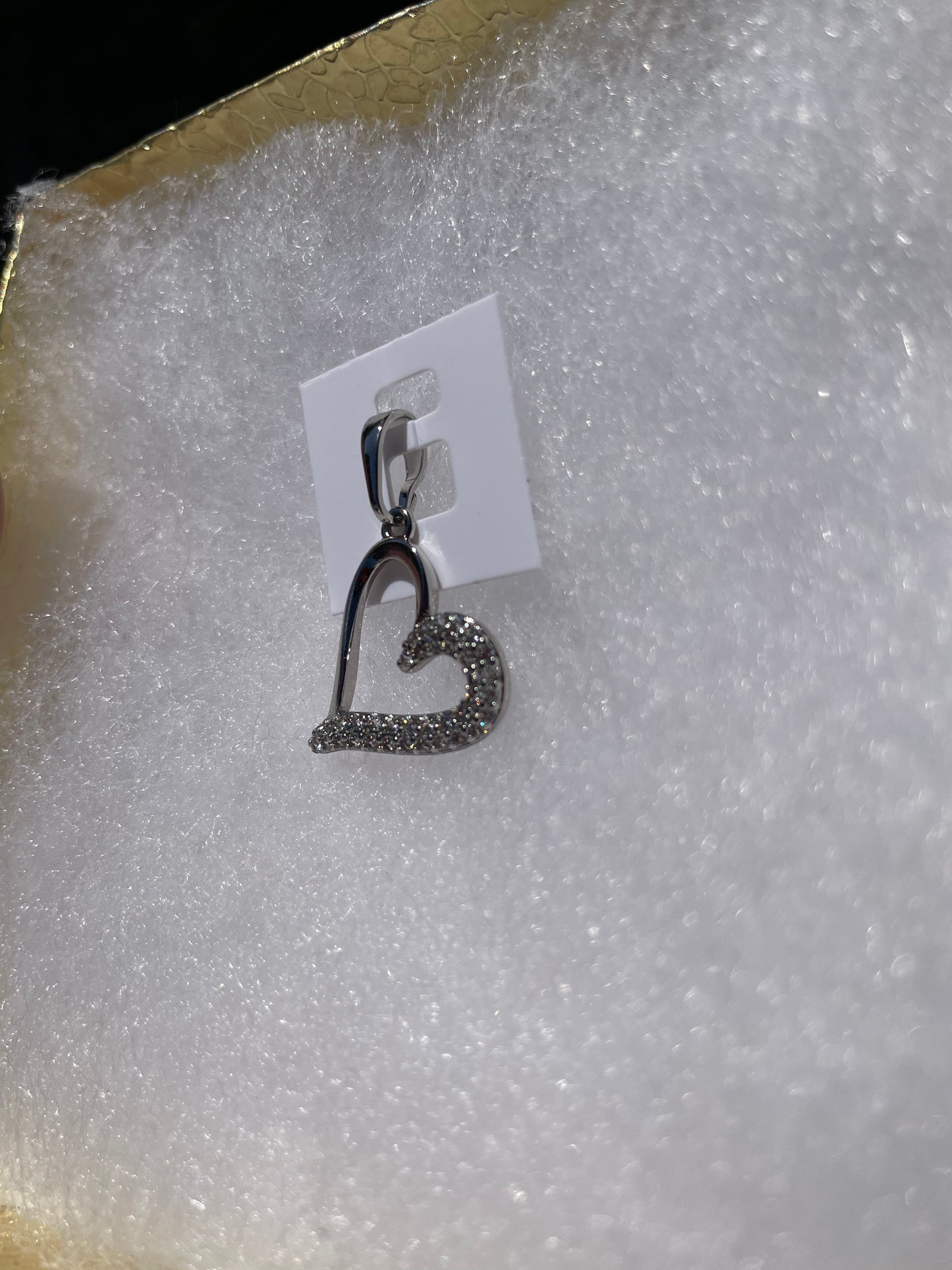 Heart pendant