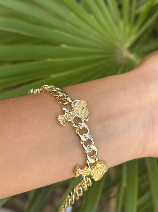 95-A snooppy bracelet