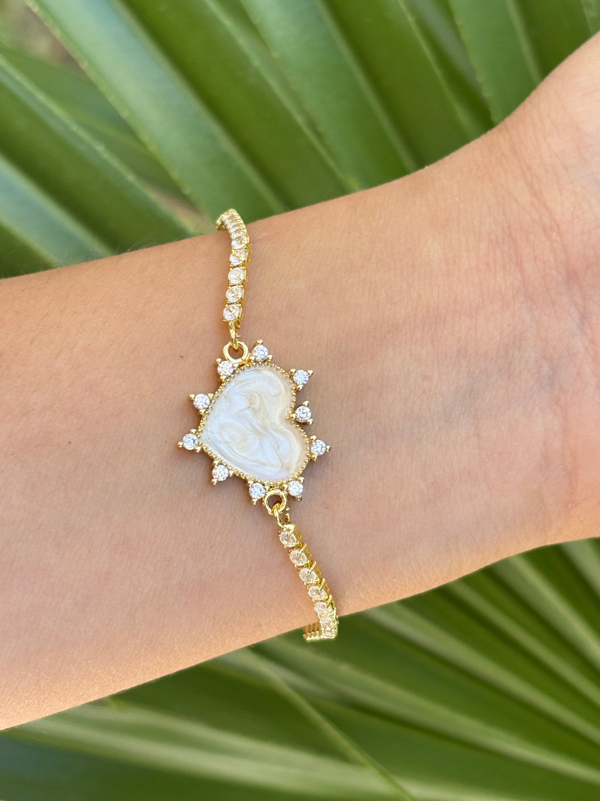 #22-B heart bling bracelet adjustable