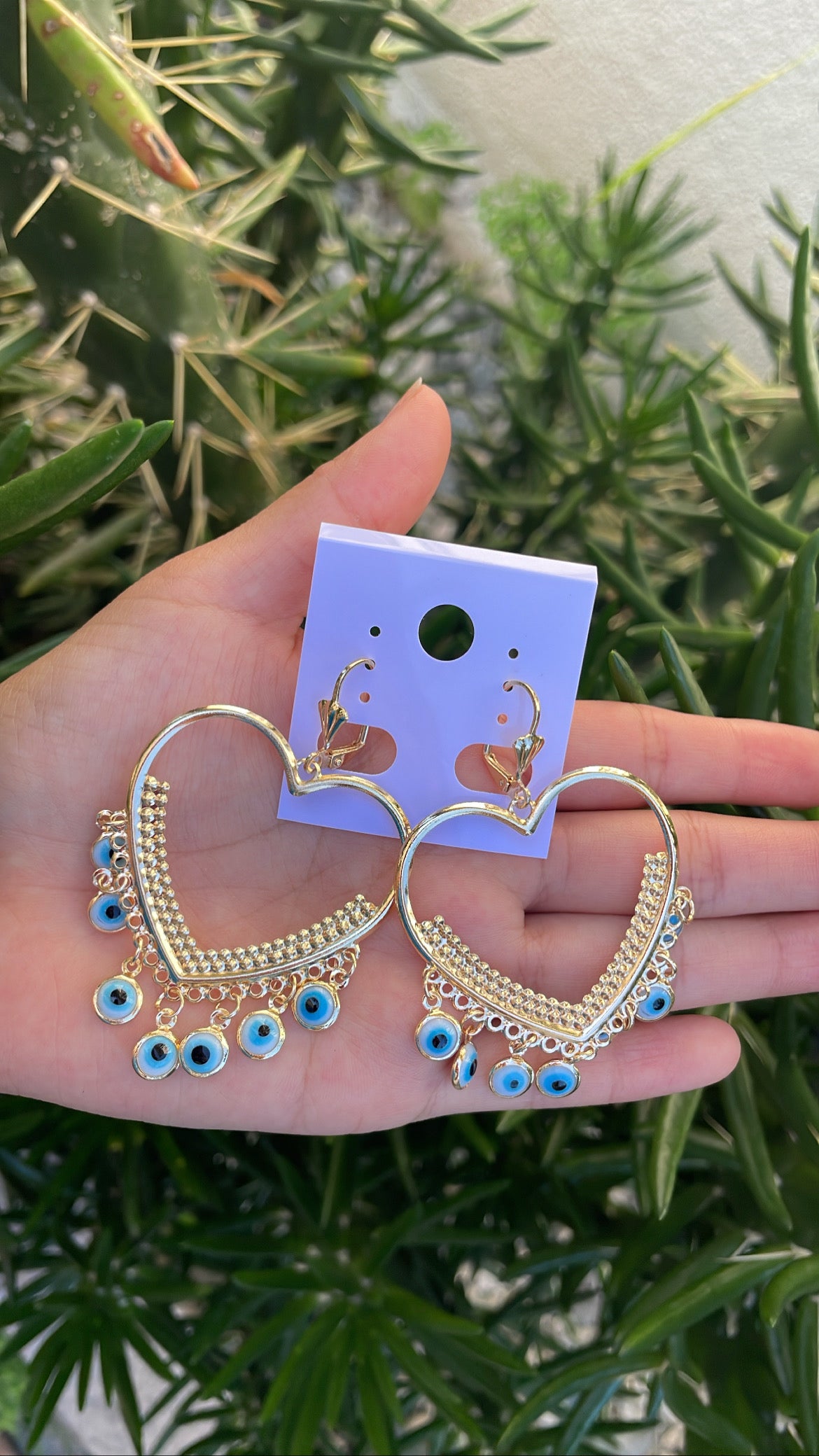 Ojo Heart Earring