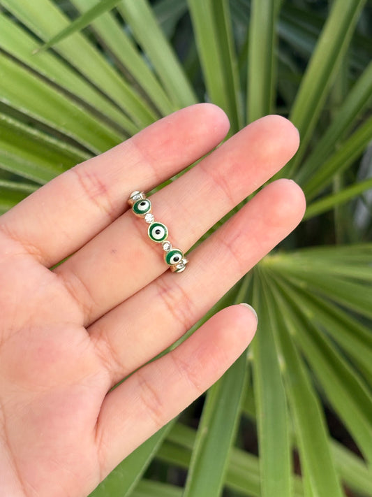 Green eye ring