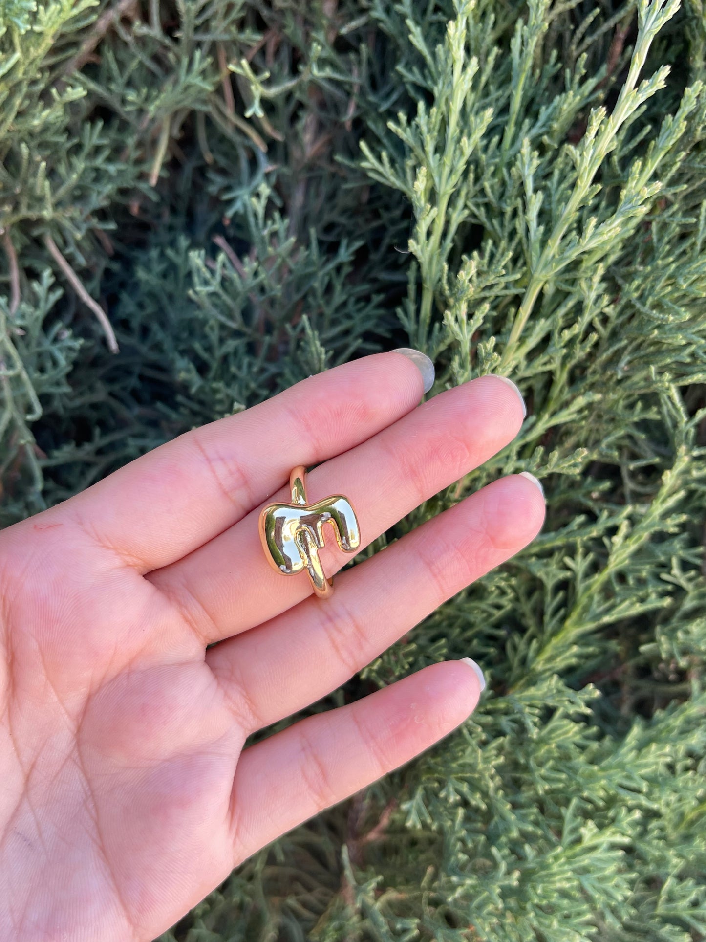 Modern letters adjustable rings