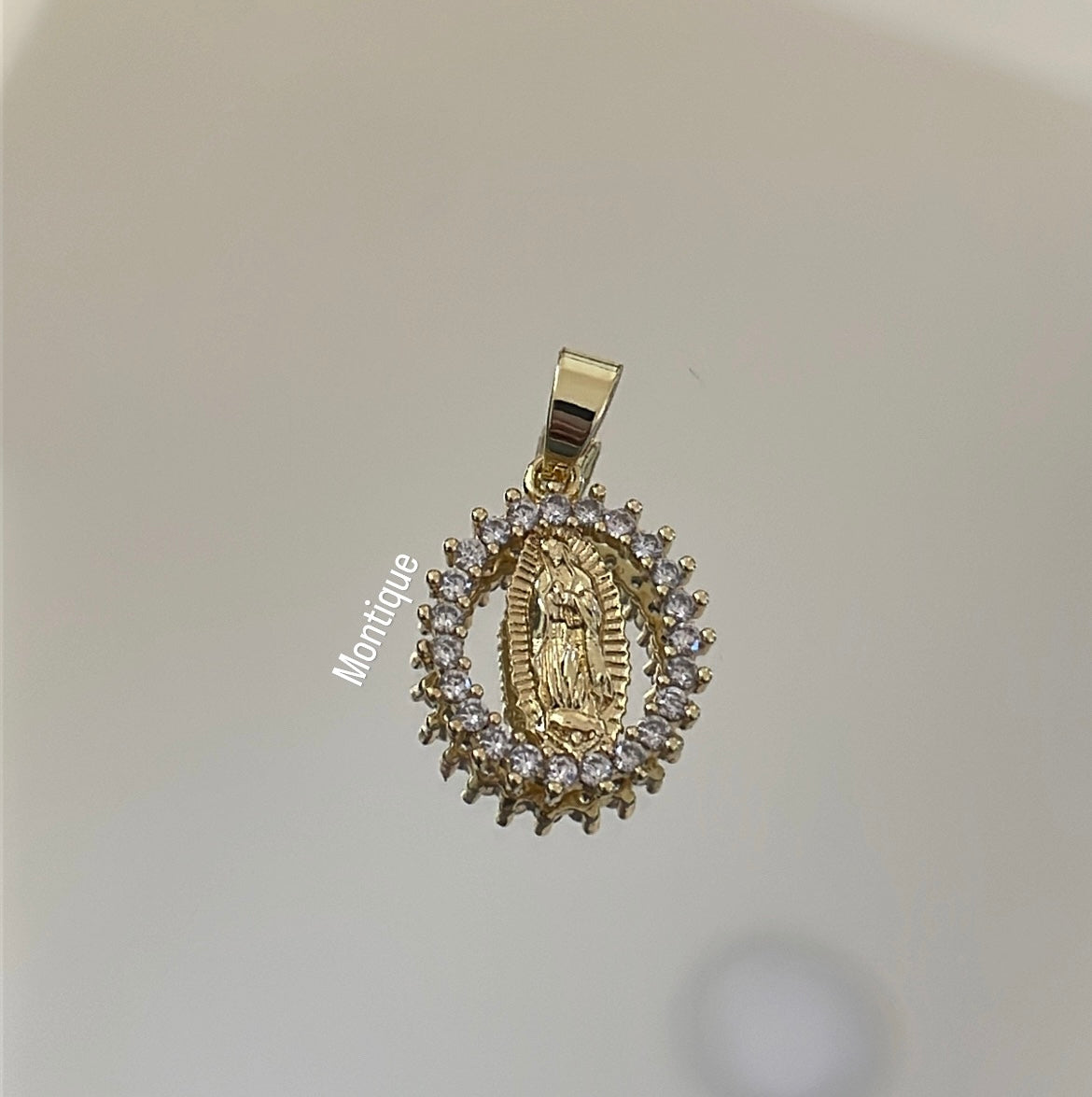 Mini virgen pendant