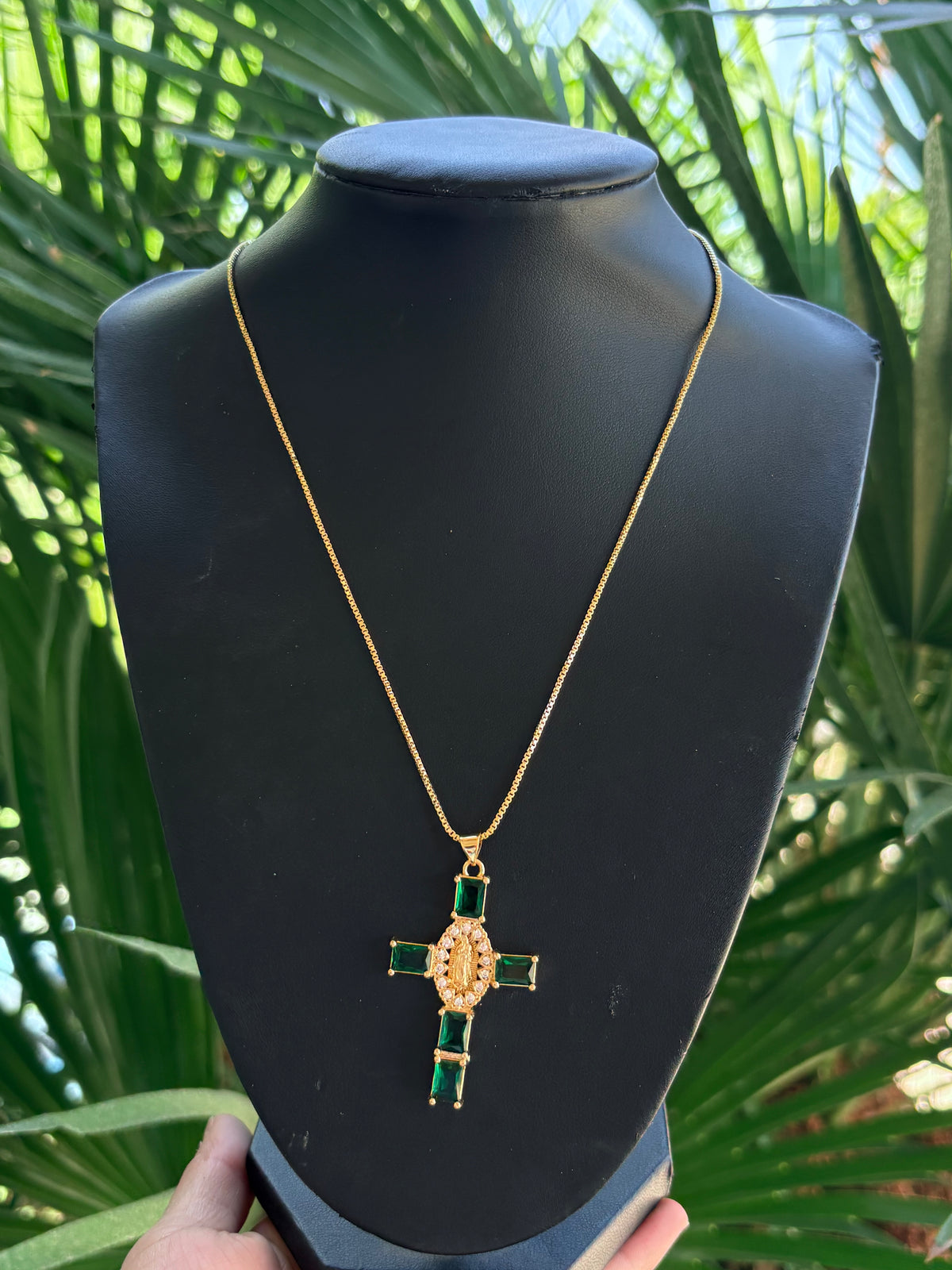 #17-C cruz green chain
