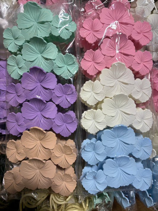 Flower hair clips