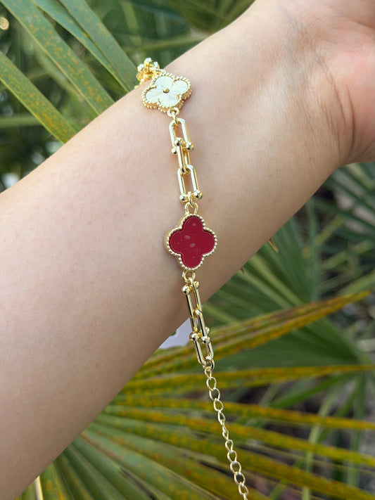 Red Trébol Bracelet
