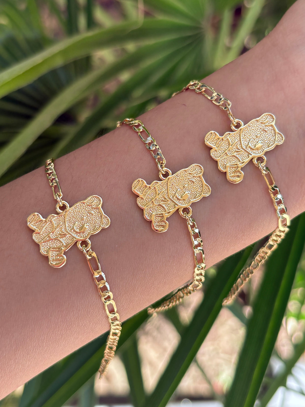 56–A Winnie 3pcs bracelet kids