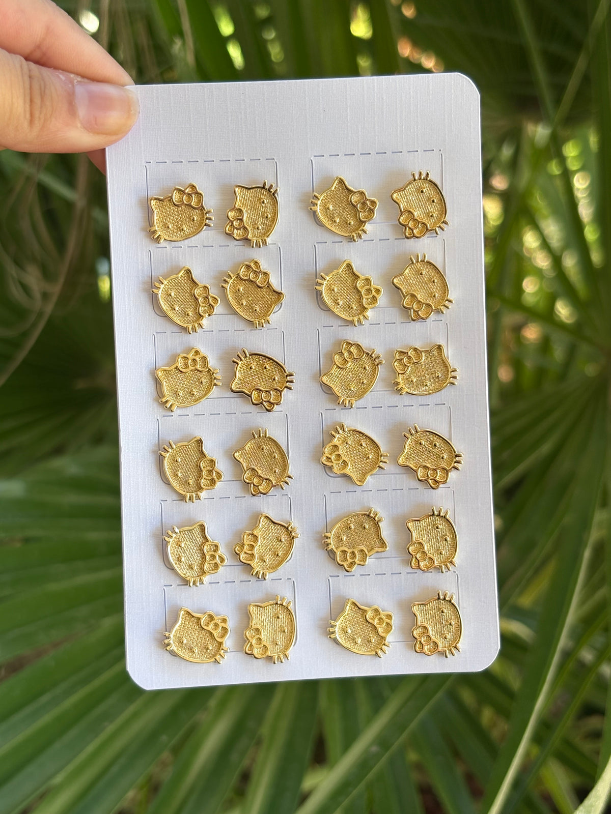 Face hk earring pack