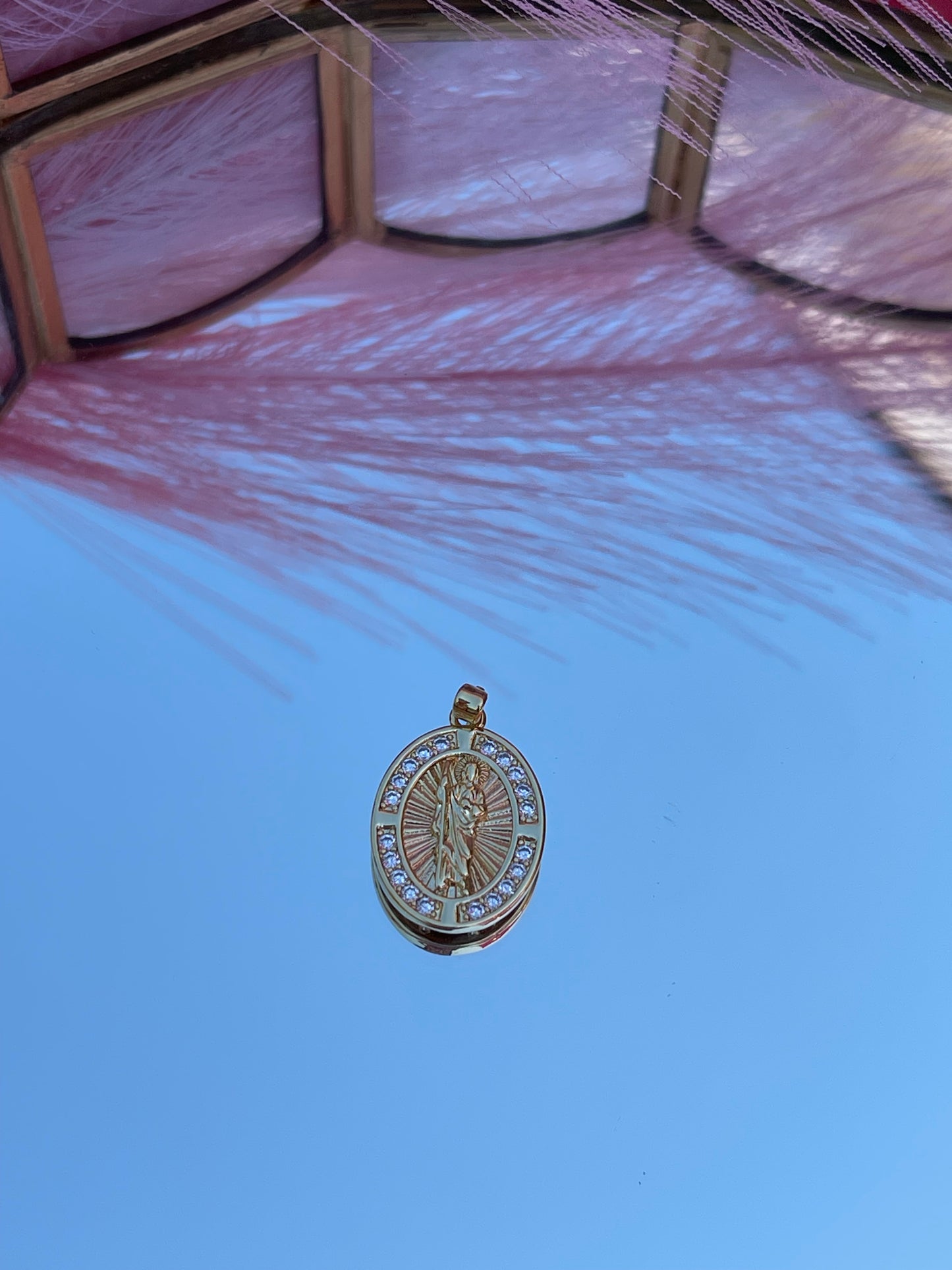 San judas white pendant