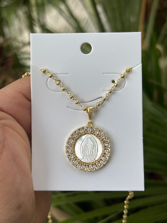 Crystal Pendant with chain