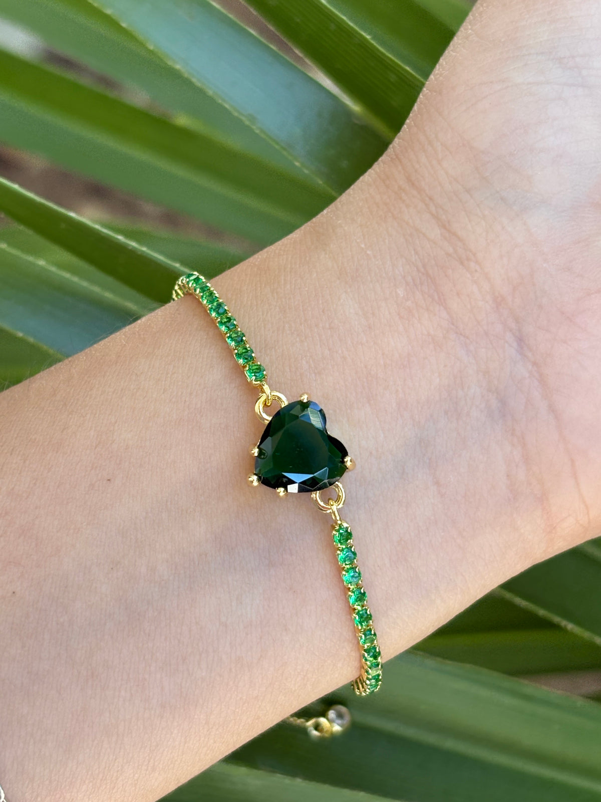 #26-B green heart bracelet adjustable