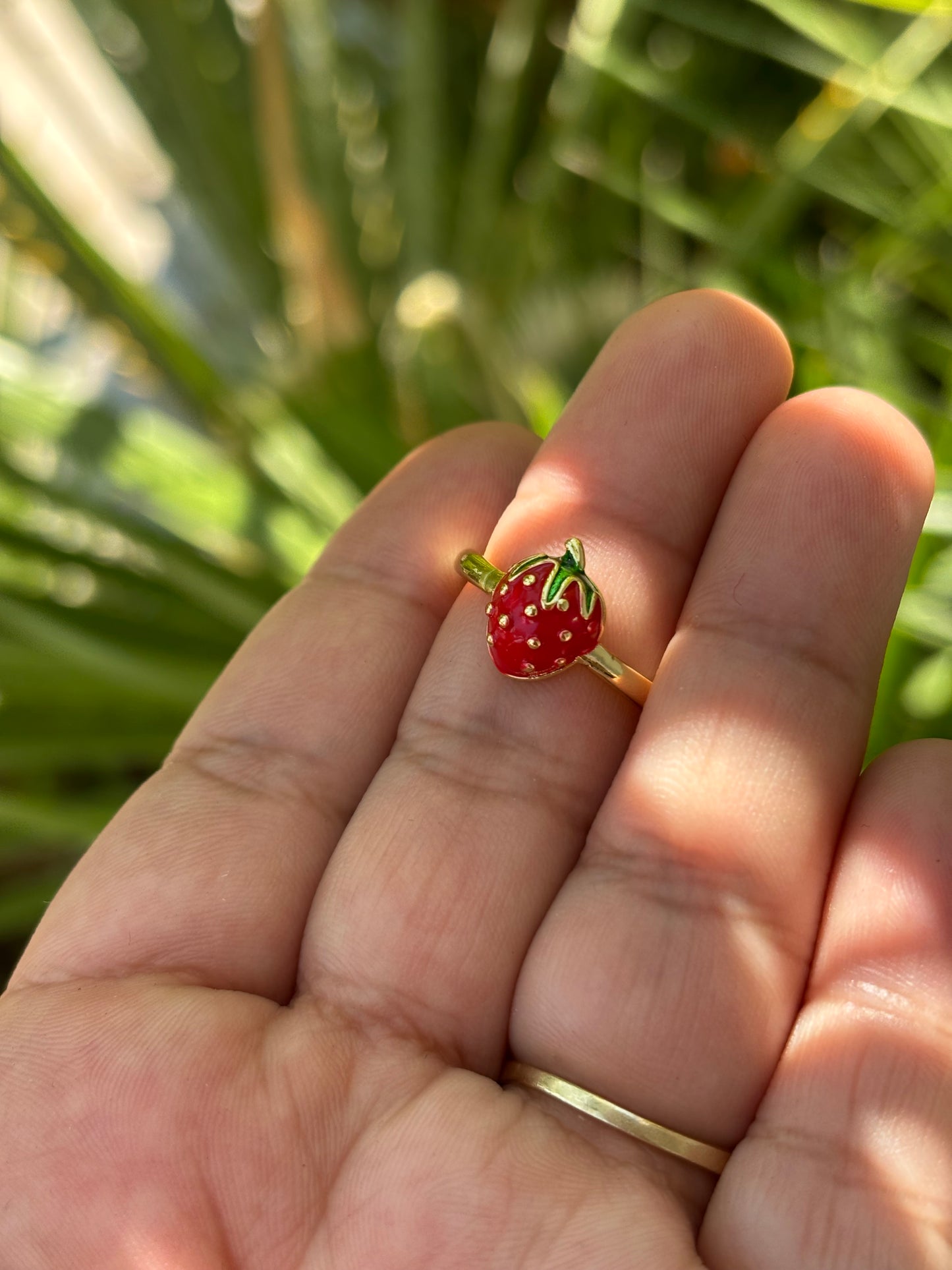Single Cherry Ajustable Ring