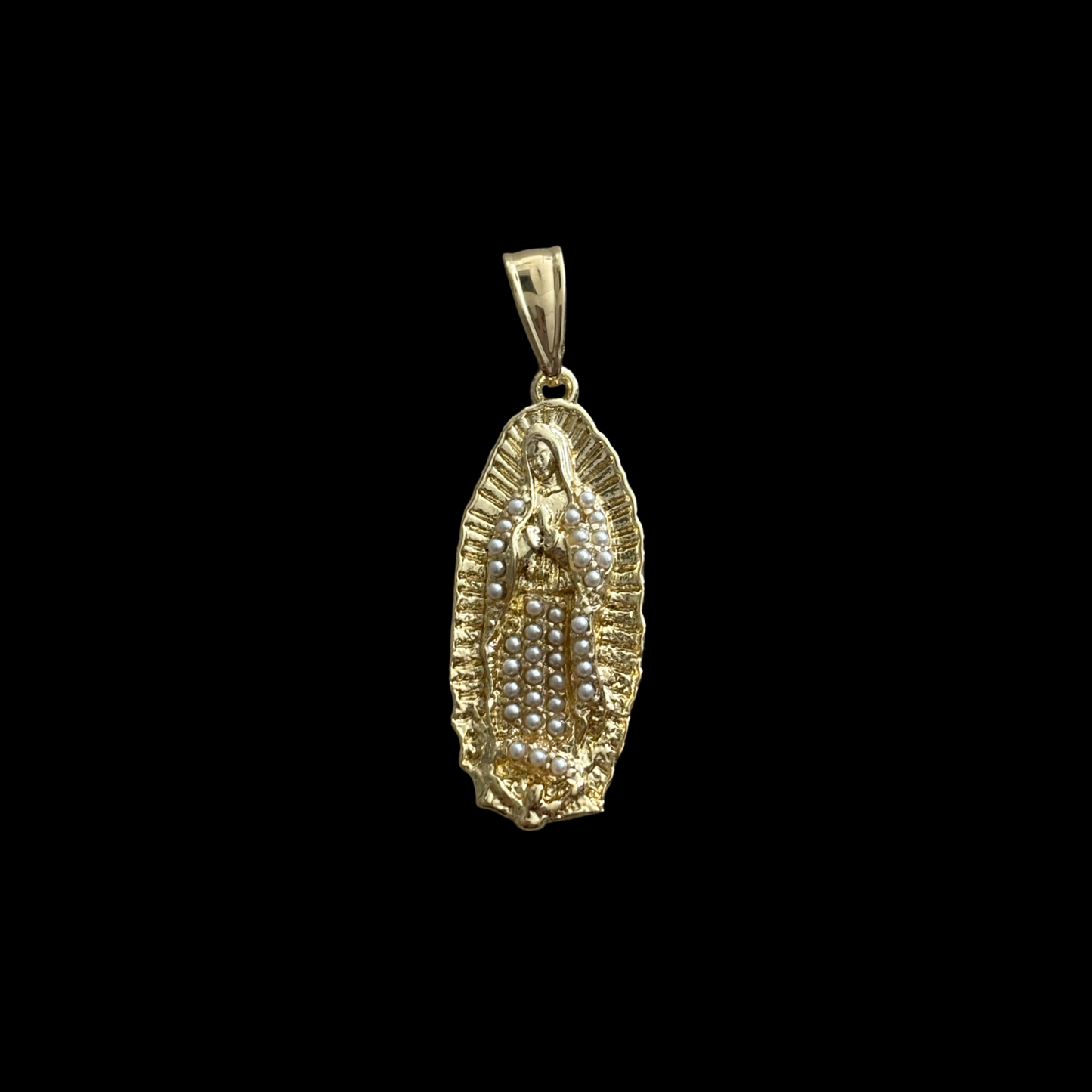 A-101 pendant virgen