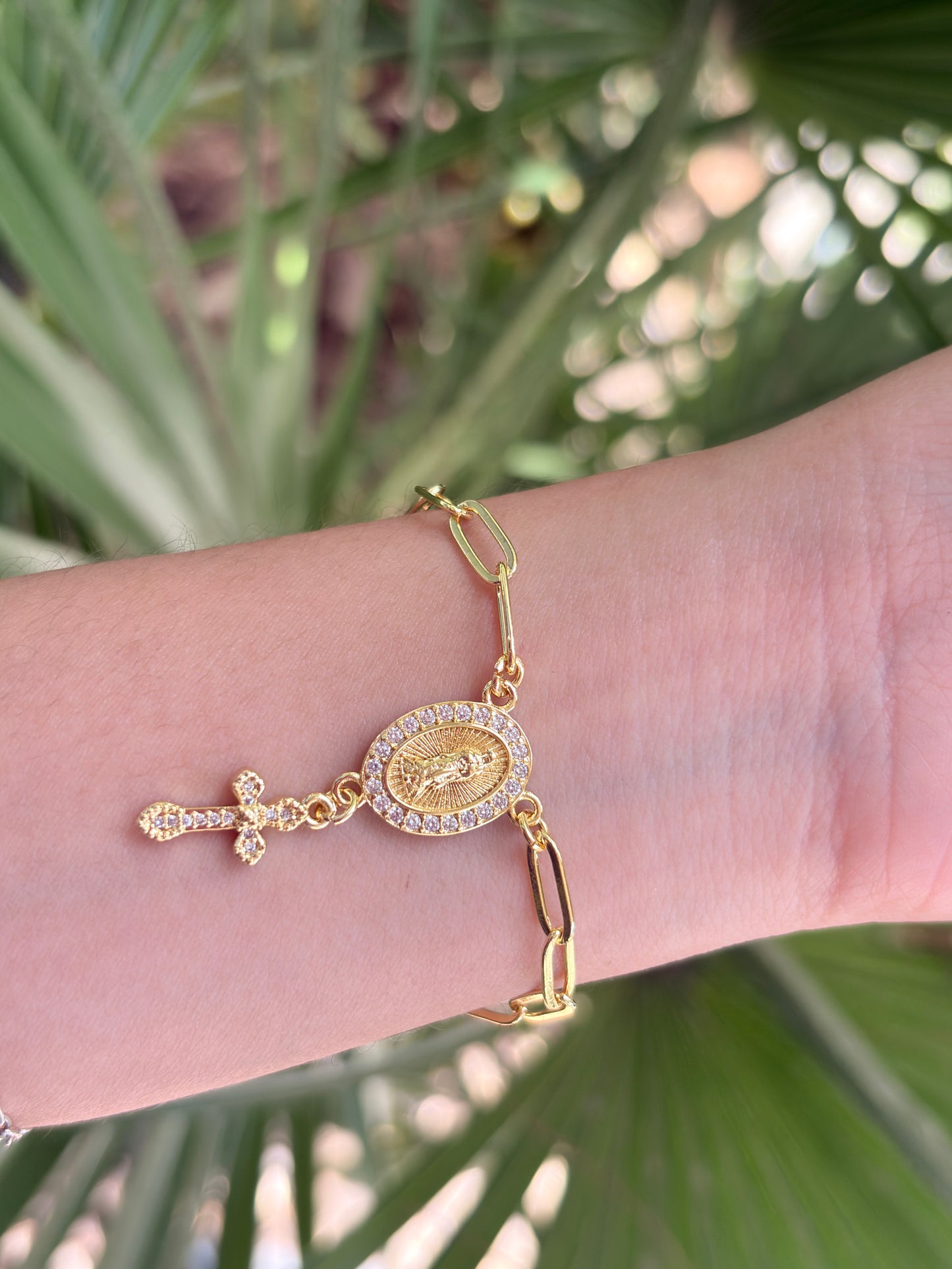 Virgen Pepper clip bracelet