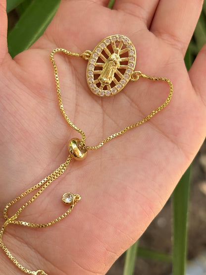 Ajustable Virgen oval bracelet