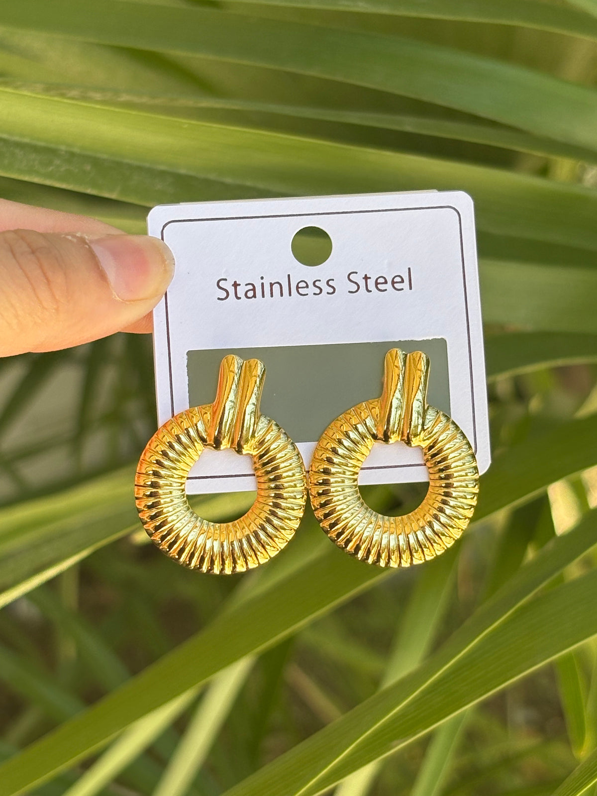 Circle earring