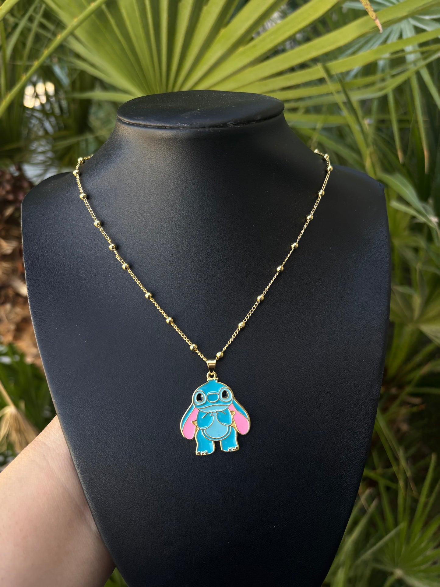 St Light Color Pendant With Bolitas Chain