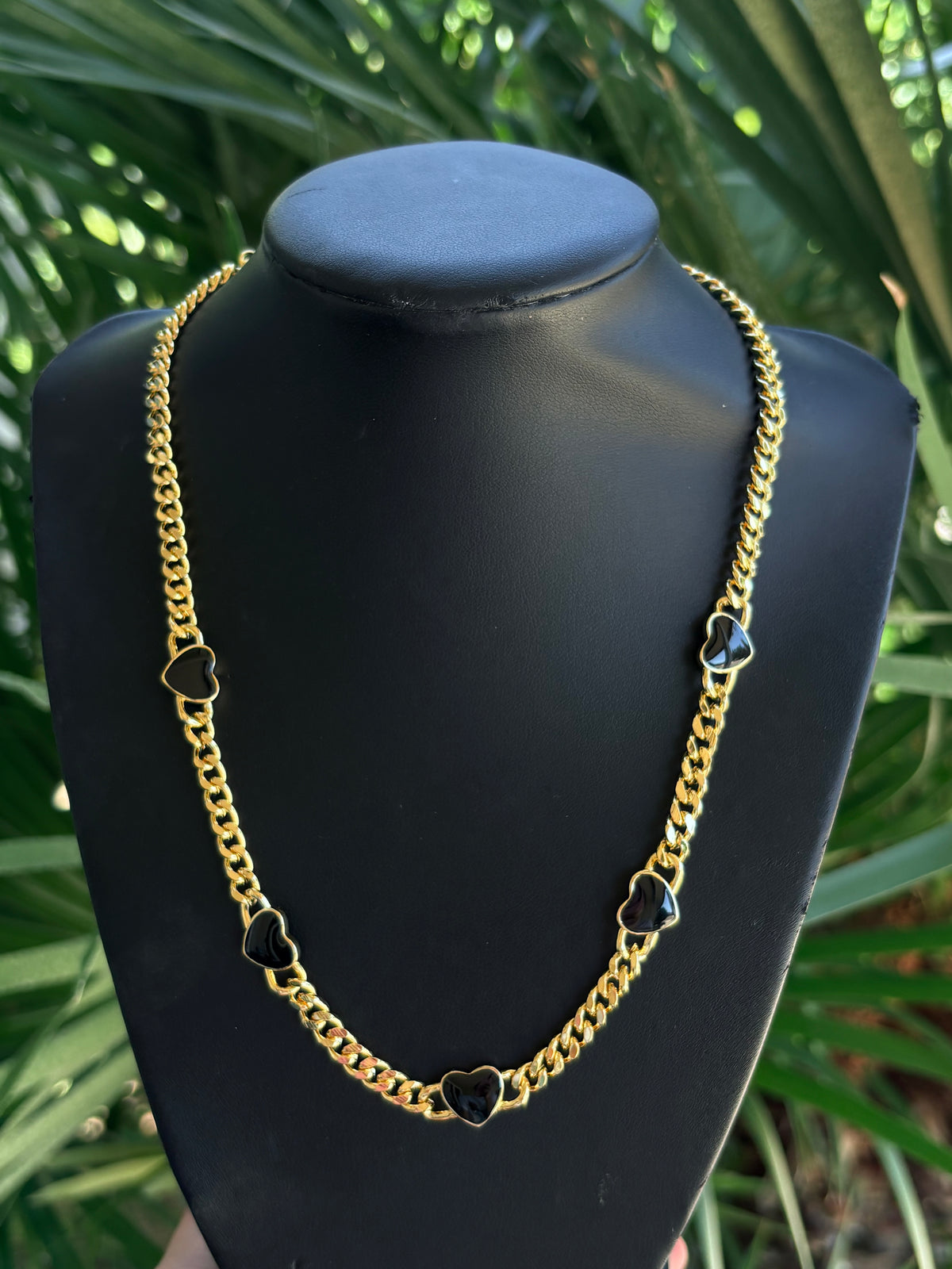 #2-C Heart blk chain