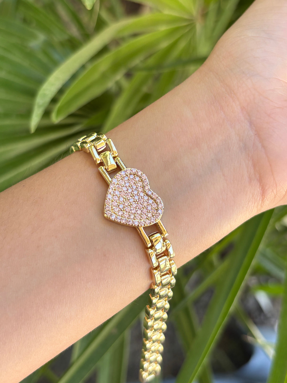 49-A heart pink bracelet