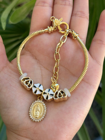 Virgen Pandora bracelet