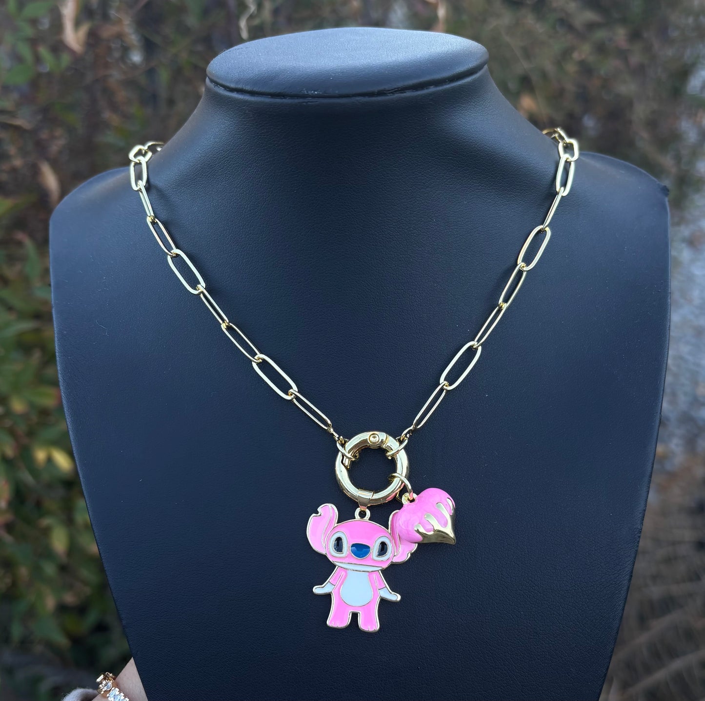 Angela Pendant With Chain