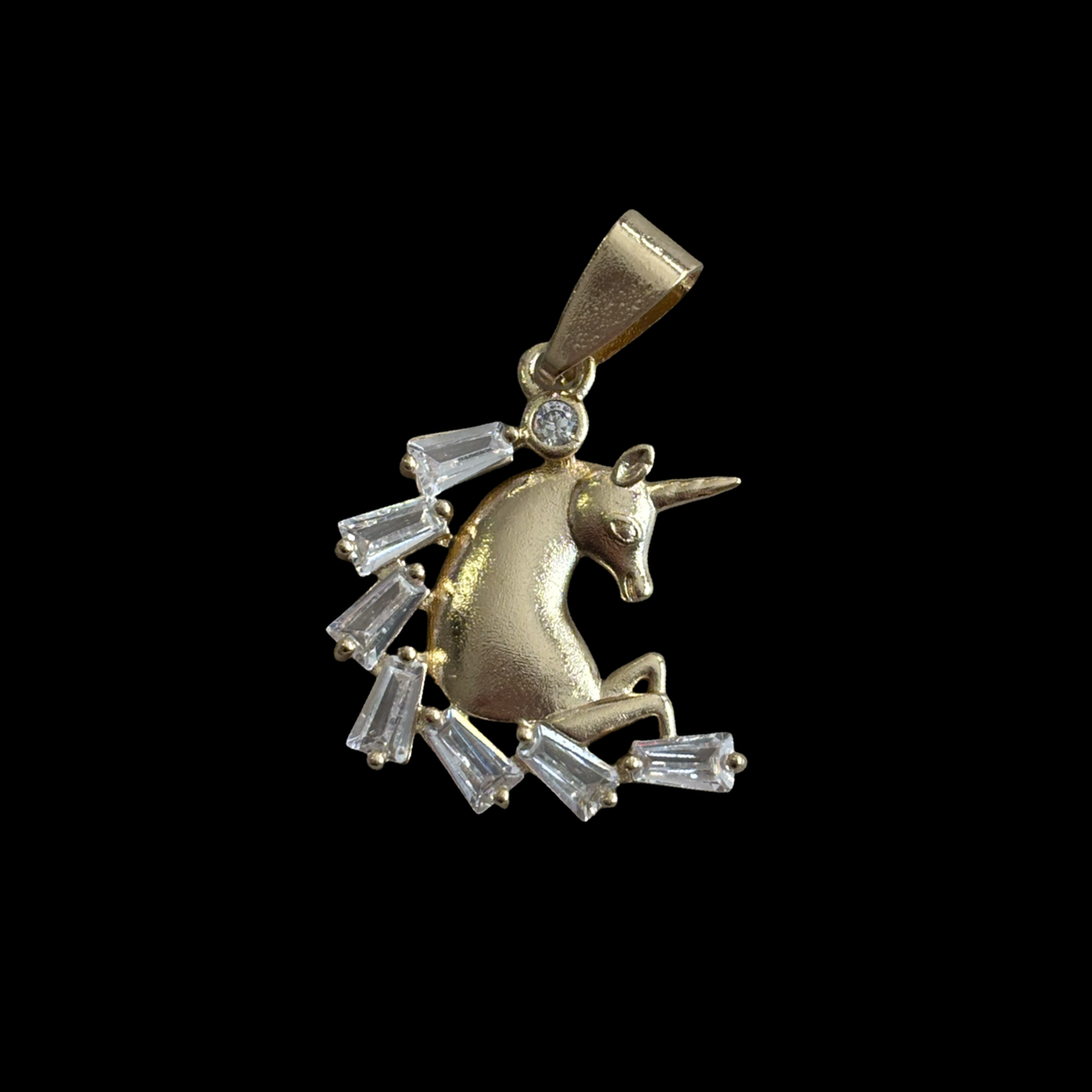 D-3 unicornio pendant