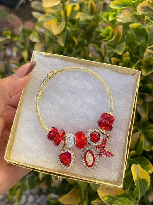 Red Pandora