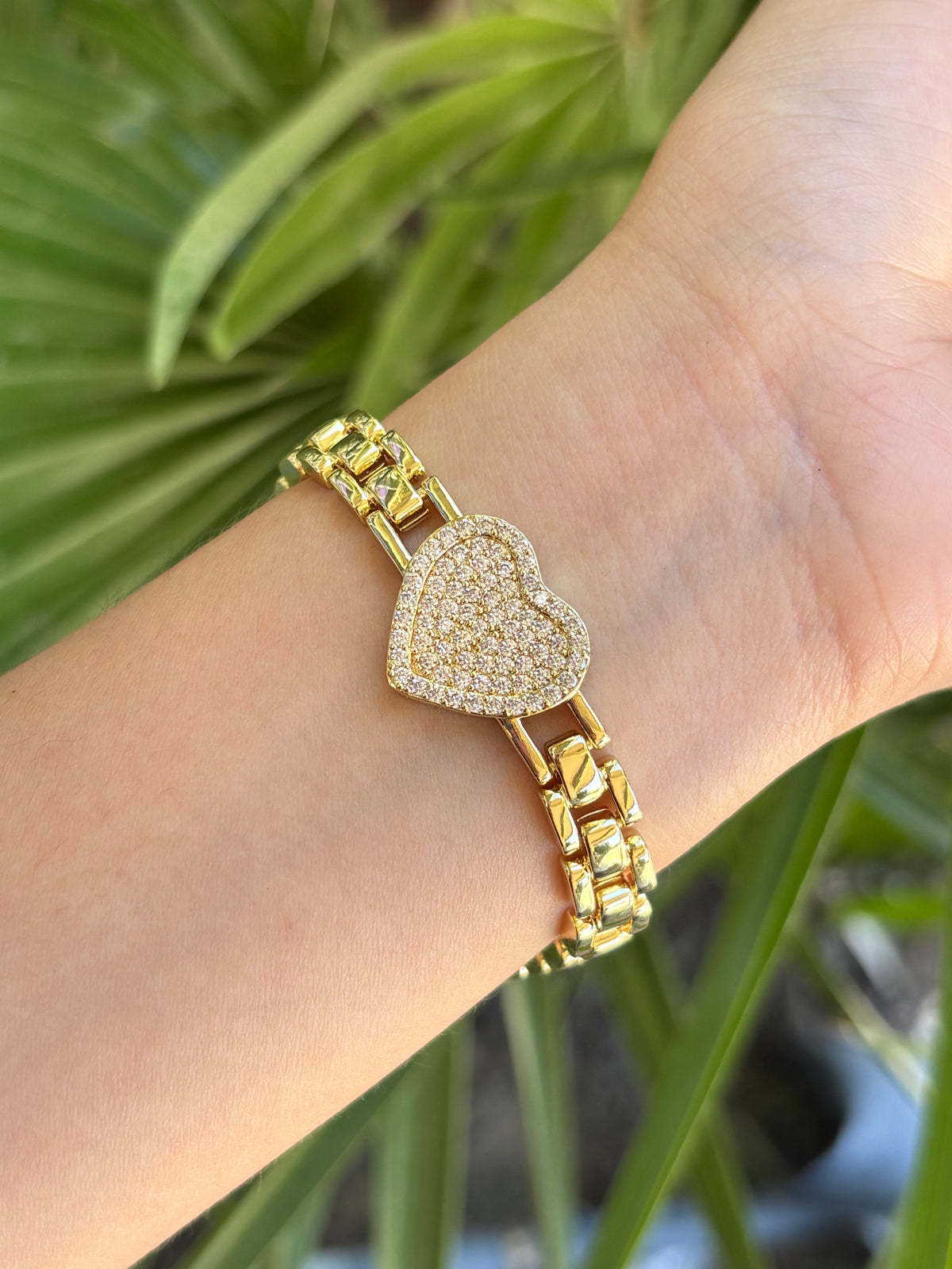 48-A heart bracelet