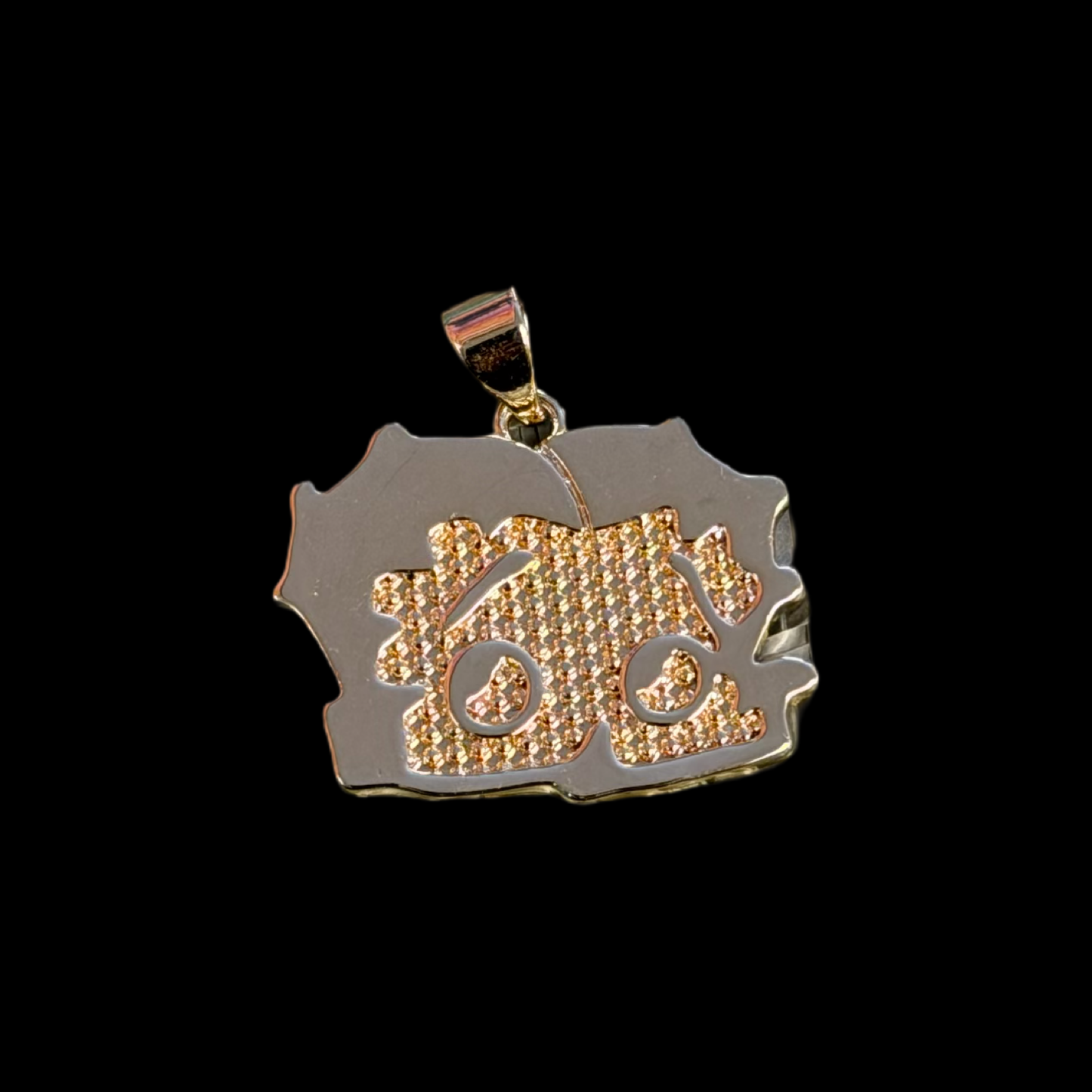 #888 Betty Different Face Pendant
