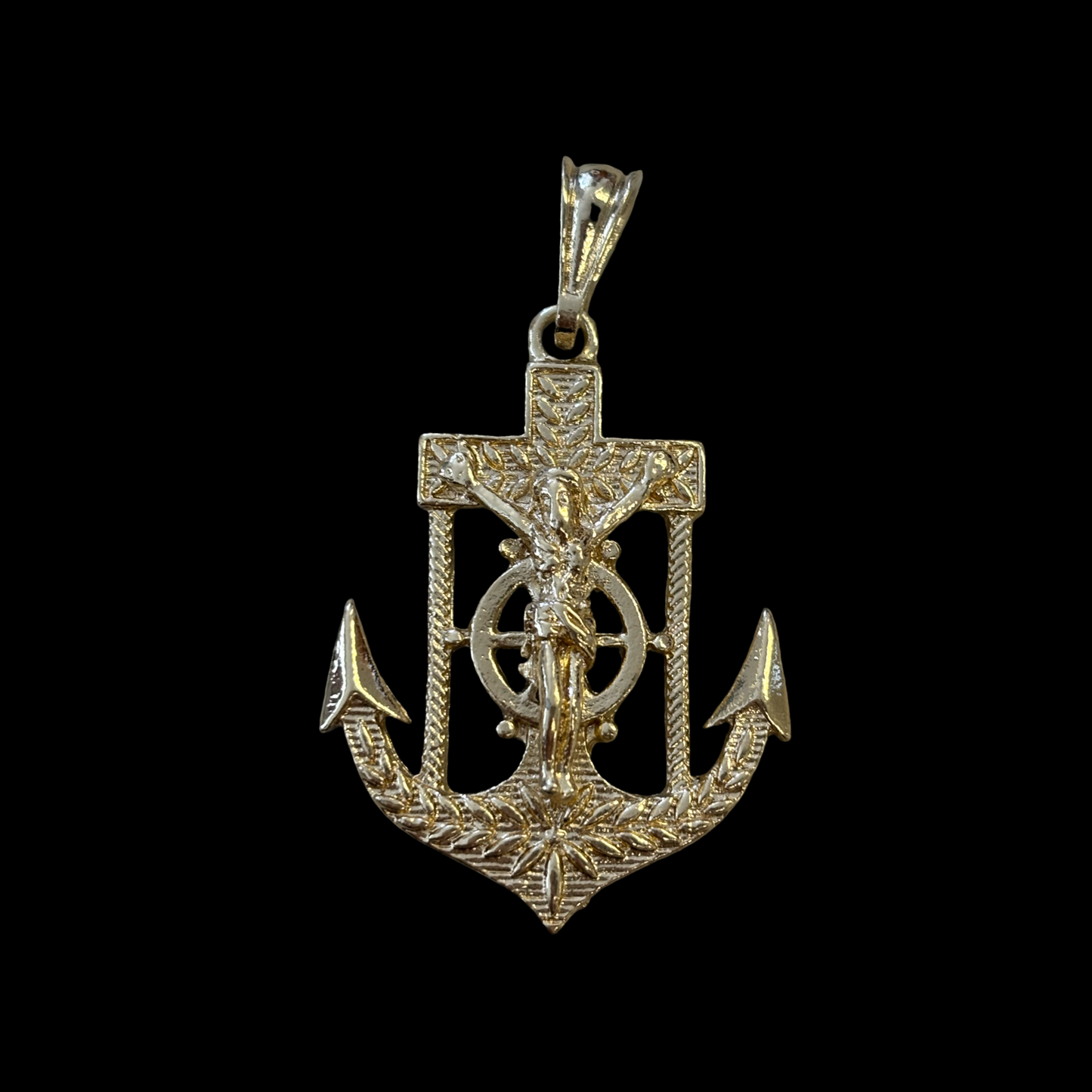 C-45 cruz pendant