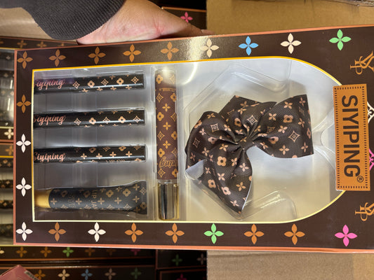 Brown set
