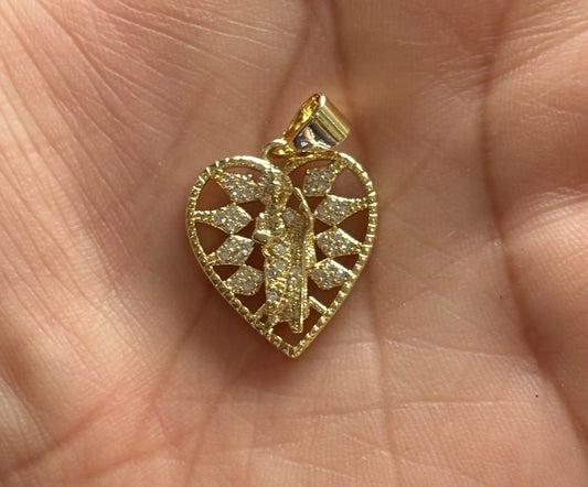 St Pendant