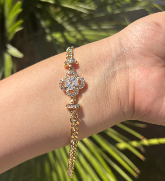 Trebol Central Bracelet