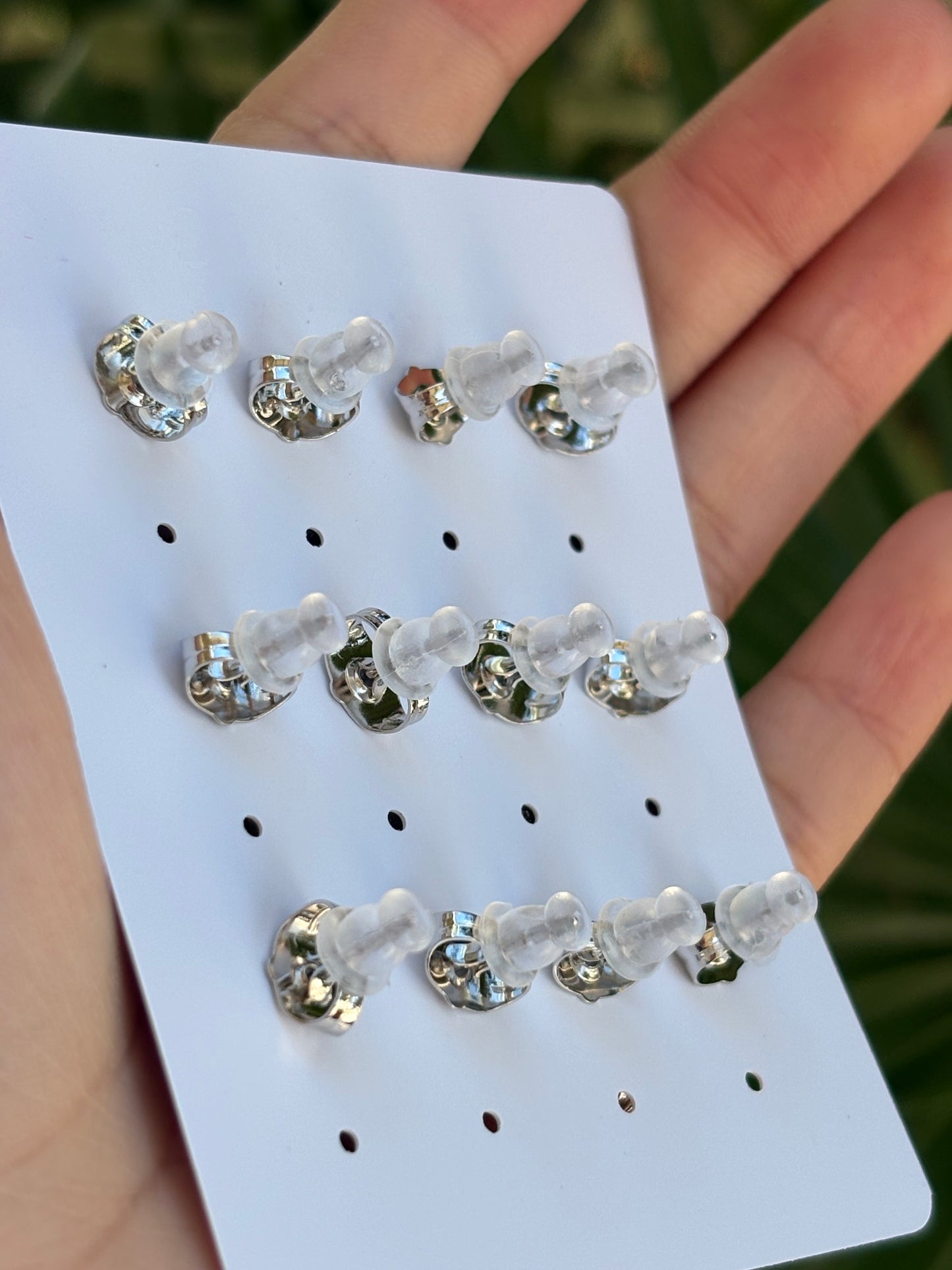 Virgen Earring #2594