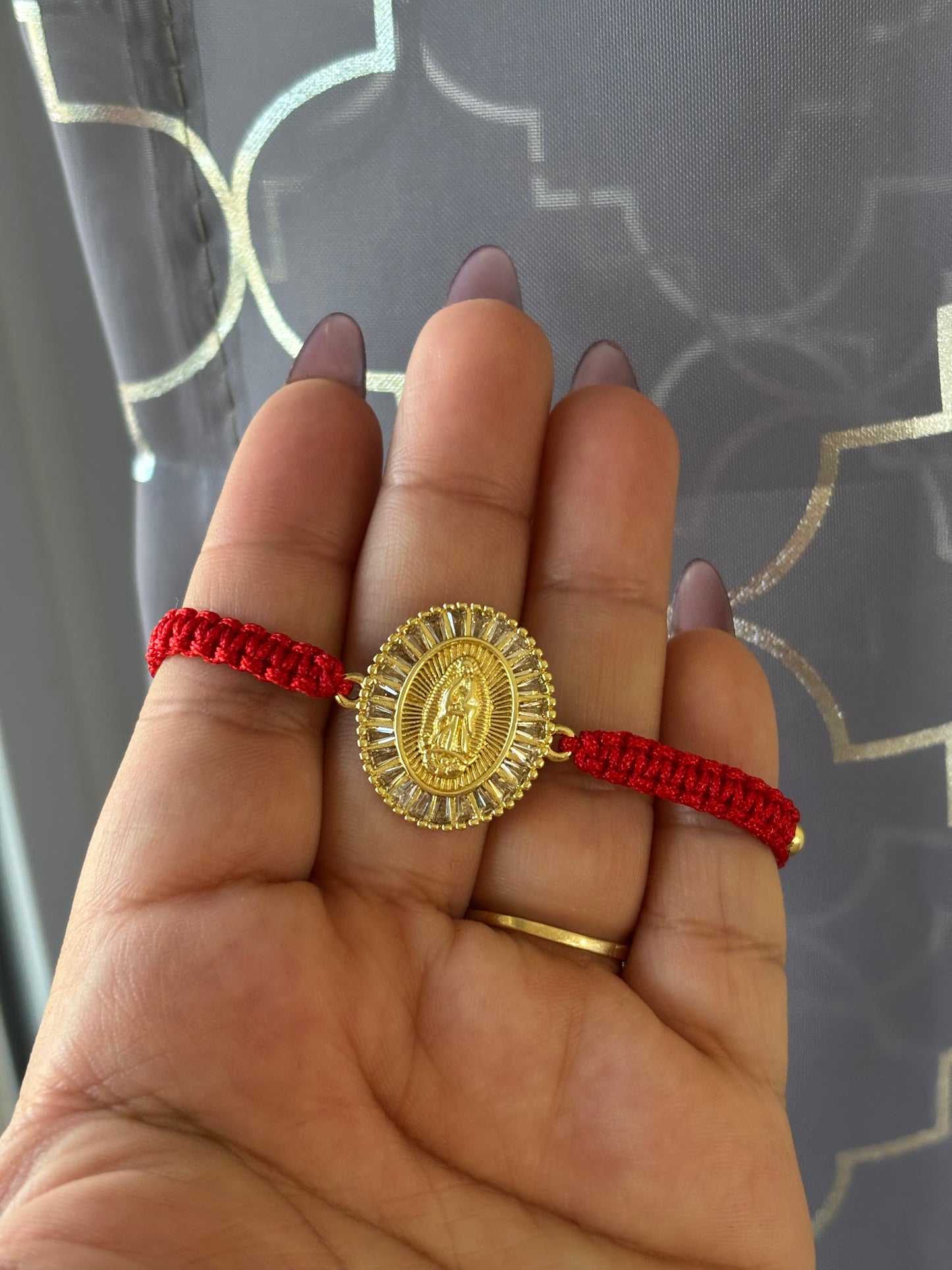 Virgen String Bracelet