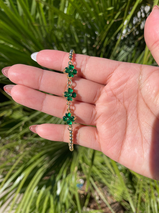 Flor verde pulsera