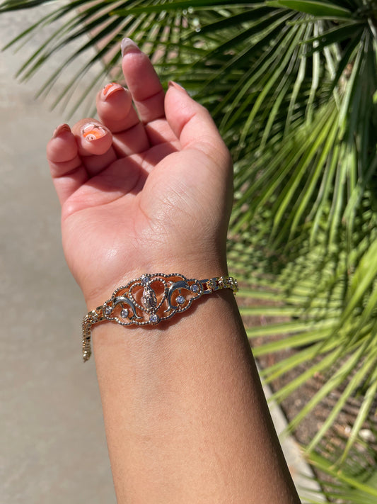 V bracelet high quality