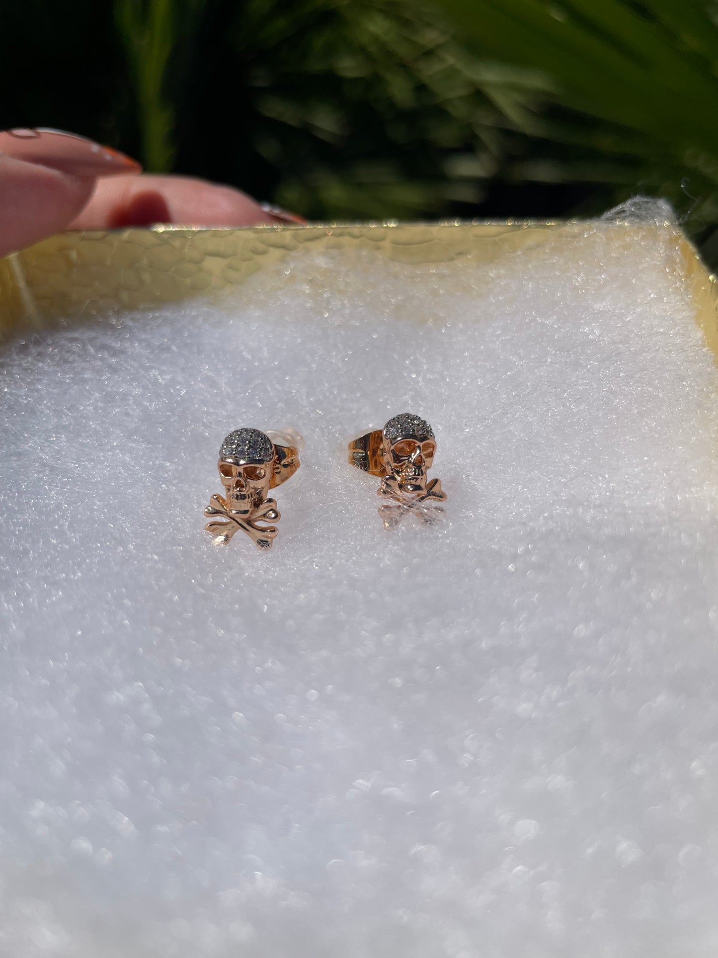 Skull earring