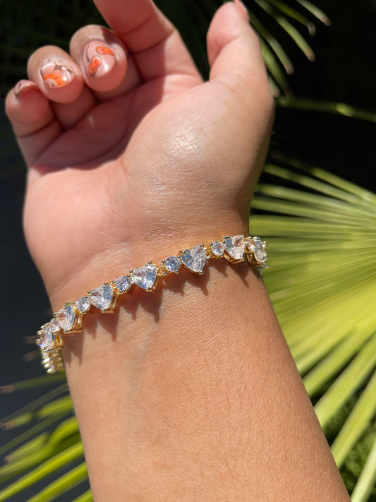 Gem hearts bracelet