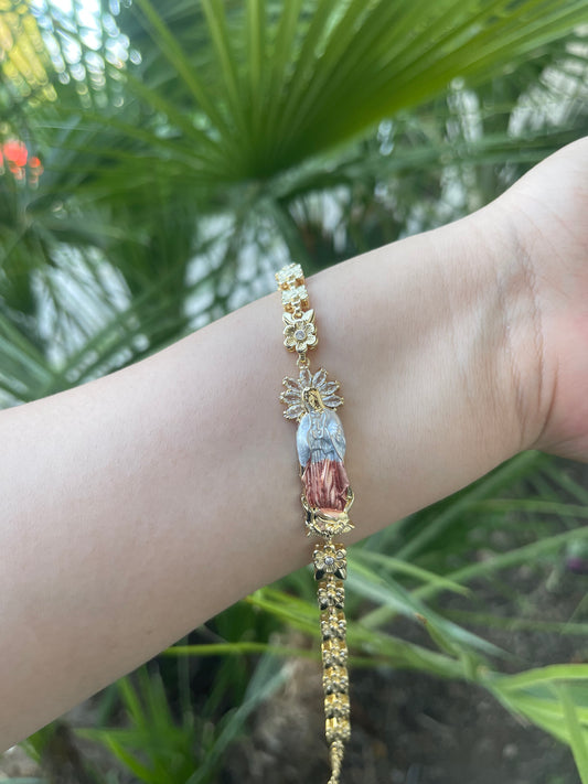 Virgen Crown Bracelet