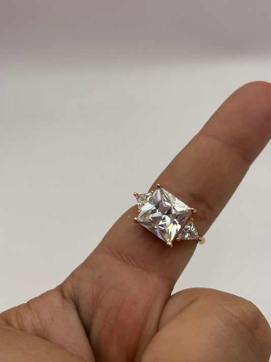 Square High Quality Ring #7
